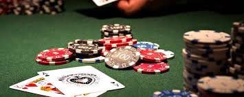 mahkota555 kasino live baccarat roulette blackjack dengan dealer cantik profesional